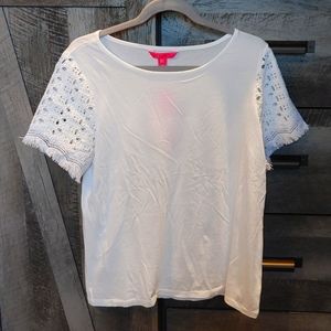 NWT Lilly Pulitzer Lyonne Top Resort White size M